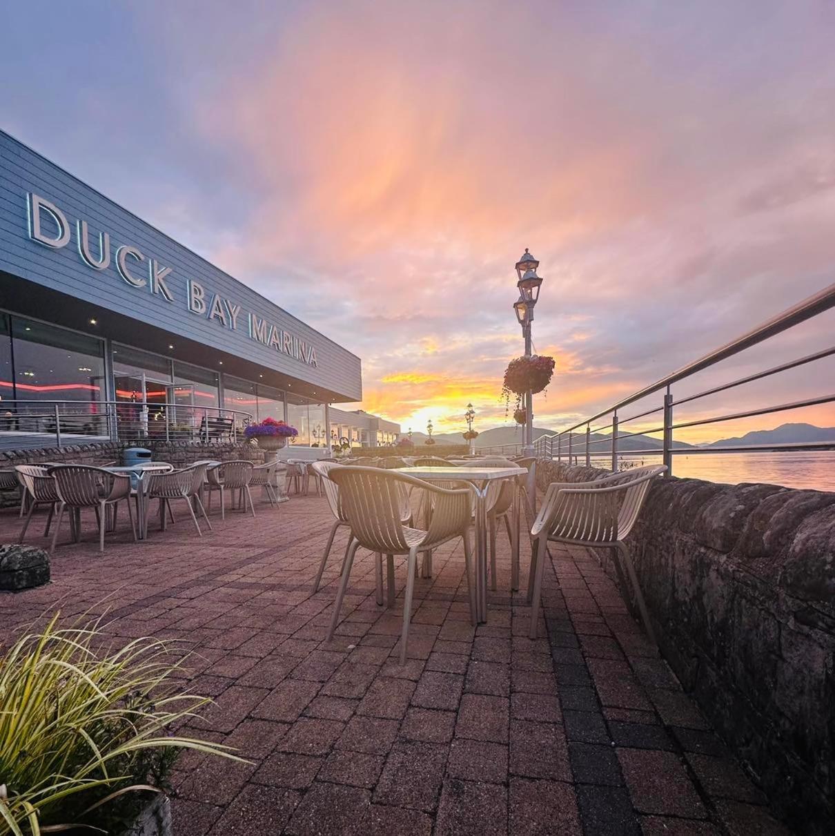 Duck Bay Hotel & Restaurant 巴洛赫 外观 照片